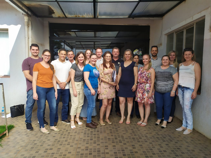 Secretária de Saúde participa de reunião regional de Intergestores 